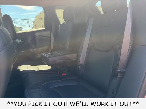 Used 2016 Jeep Cherokee Limited AWD/4WD image 9