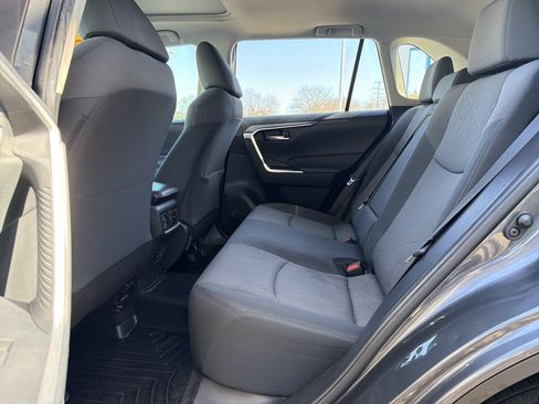 Used 2019 Toyota RAV4 XLE w/ All Weather Liner Package image 30