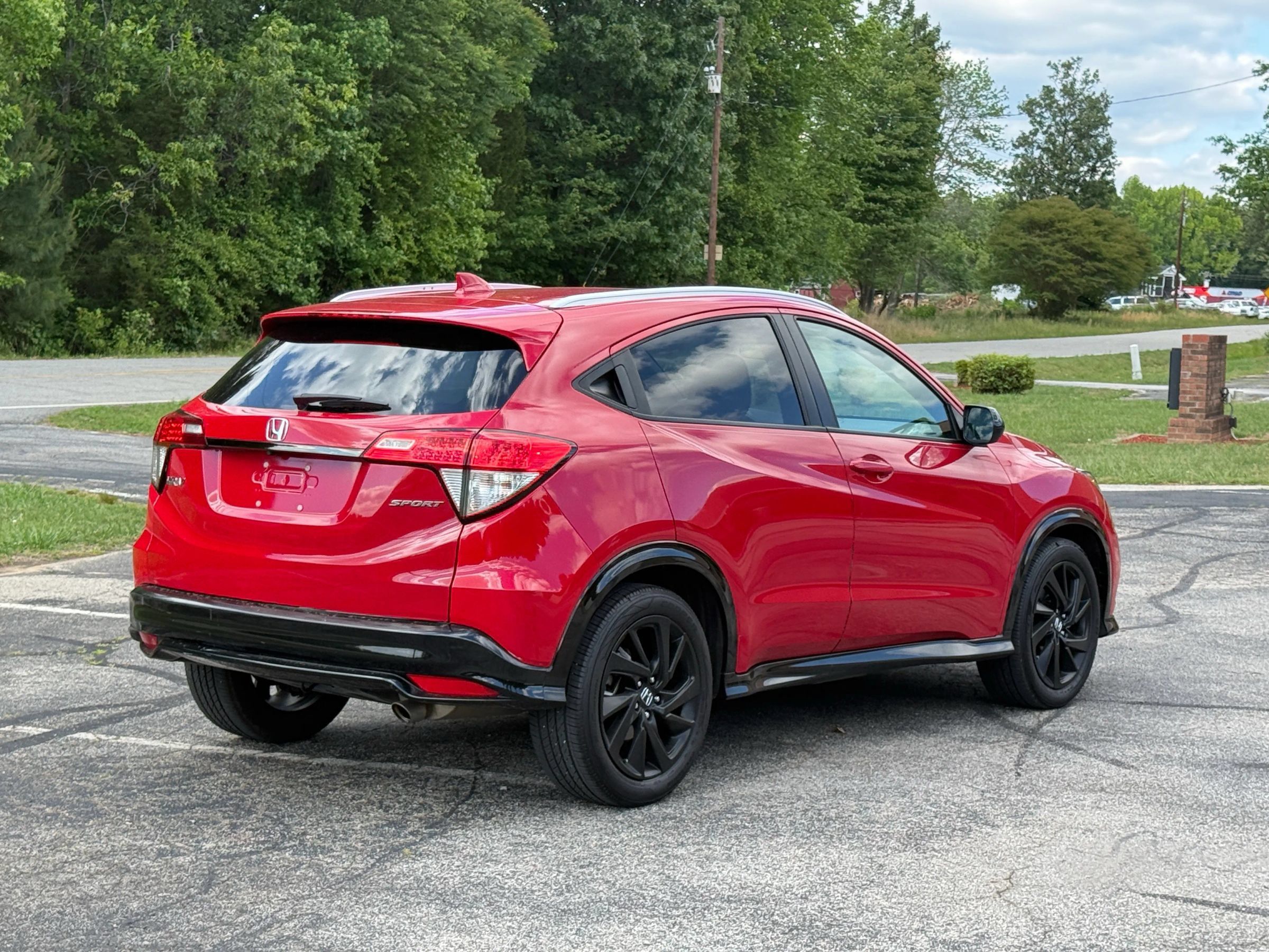 Used 2022 Honda HR-V Sport image 4