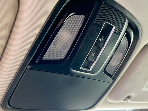 Used 2019 Kia Sorento LX FWD image 22