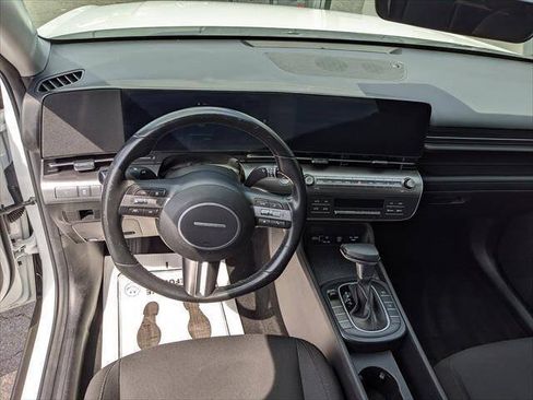 Used 2024 Hyundai Kona SEL FWD image 13