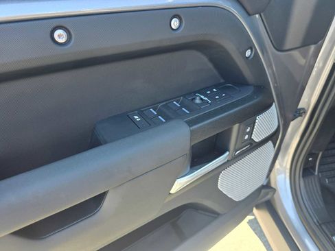 Certified 2024 Land Rover Defender 130 Outbound AWD/4WD image 19