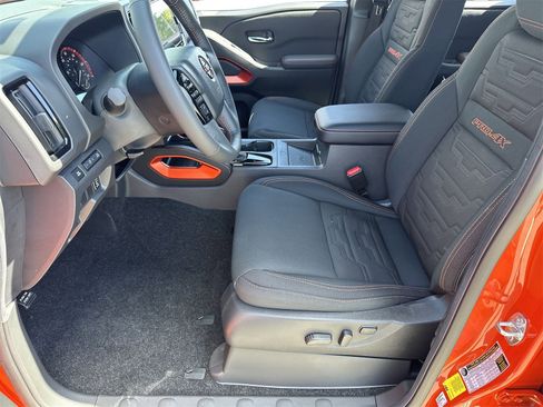 New 2025 Nissan Frontier PRO-4X w/ Pro Convenience Package image 19
