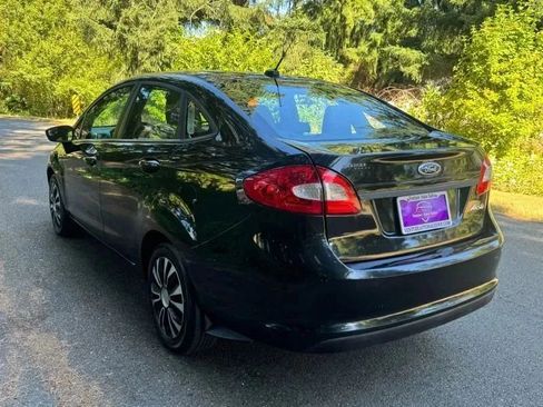 Used 2013 Ford Fiesta S w/ Convenience Pkg image 7