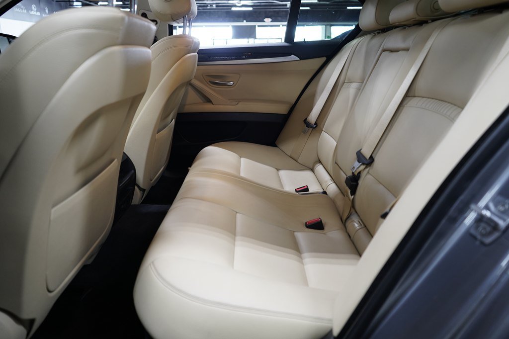 Used 2016 BMW 535i Sedan RWD image 22