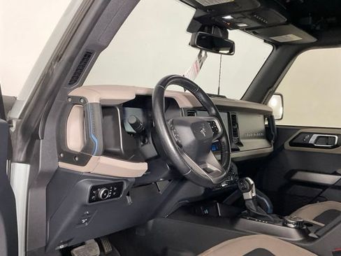 Used 2023 Ford Bronco Wildtrak AWD/4WD image 12