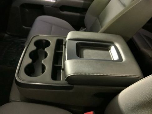 Used 2018 Chevrolet Silverado 1500 LT w/ All Star Edition AWD/4WD image 29
