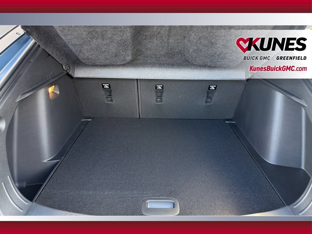 New 2026 Buick Envista Sport Touring w/ Convenience I Package FWD image 33