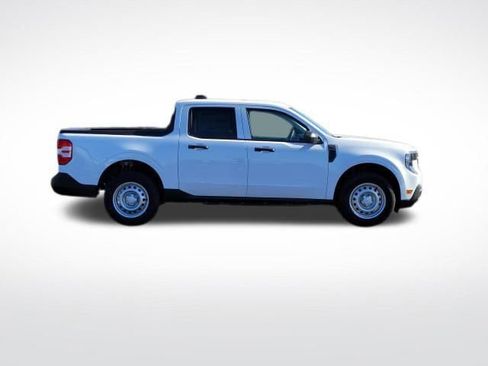 New 2025 Ford Maverick XL w/ Equipment Group 101A image 9