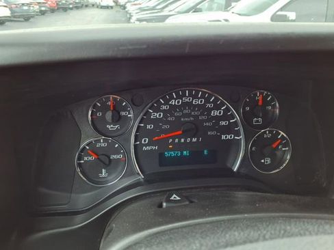 Used 2015 Chevrolet Express 2500 RWD image 24