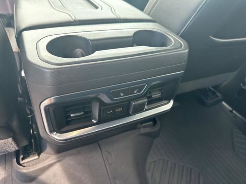 Used 2020 GMC Sierra 1500 AT4 w/ Off-Road Performance Package image 23