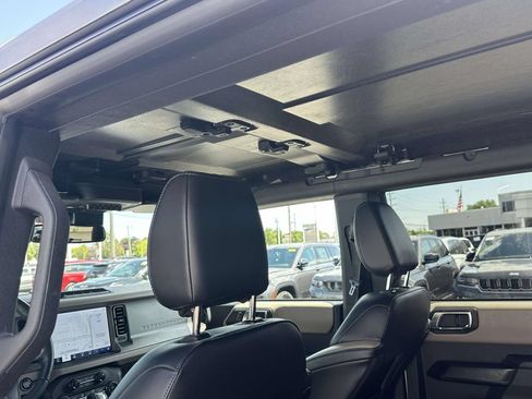 Used 2024 Ford Bronco Wildtrak AWD/4WD image 17