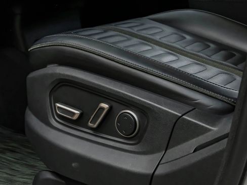Used 2024 Rivian R1S Adventure AWD/4WD image 42