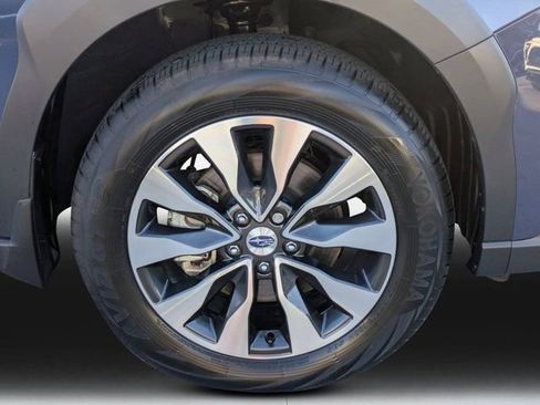 Used 2025 Subaru Outback Touring XT w/ Popular Package #2 image 9