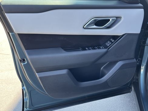 Certified 2026 Land Rover Range Rover Velar Dynamic SE AWD/4WD image 14