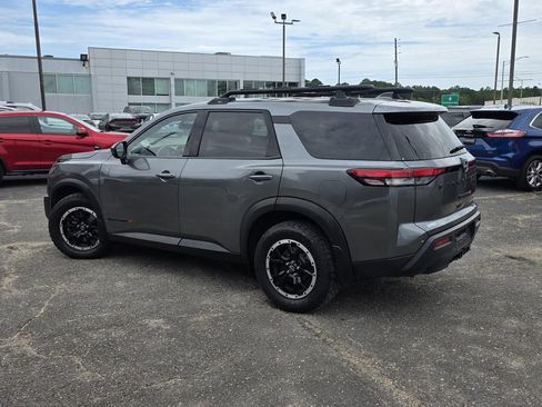 Used 2023 Nissan Pathfinder Rock Creek AWD/4WD image 5