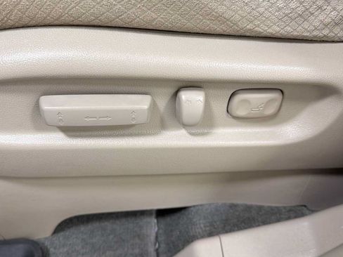 Used 2016 Honda Odyssey SE image 14
