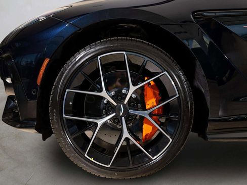 New 2026 Aston Martin DBX S image 8