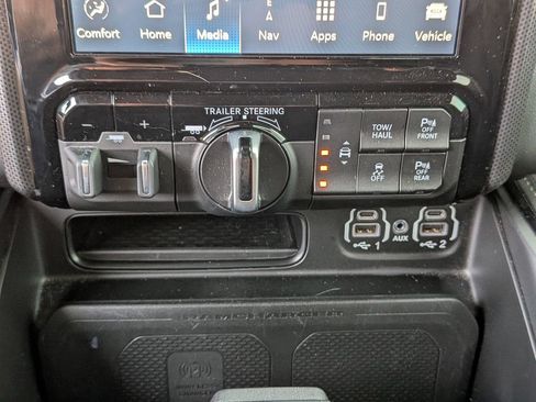 Used 2024 RAM 1500 Limited AWD/4WD image 20