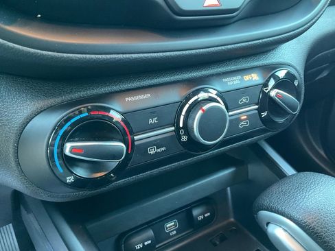 Used 2024 Kia Soul LX w/ Option Group 015 image 24