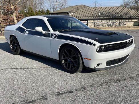 Used 2018 Dodge Challenger T/A image 7