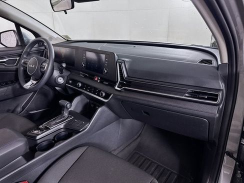 Certified 2025 Kia Sportage LX image 27