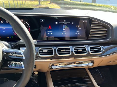 New 2026 Mercedes-Benz GLS 450 450 image 25