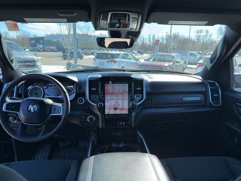 Used 2025 RAM 1500 Big Horn image 30