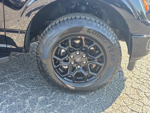 Used 2025 Ford F150 XLT w/ Equipment Group 301A Standard AWD/4WD image 10
