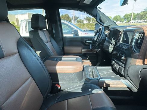 Used 2021 Chevrolet Silverado 3500 High Country AWD/4WD image 12