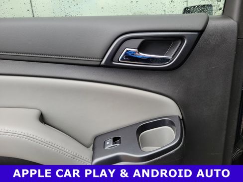 Used 2019 Chevrolet Suburban LT image 13