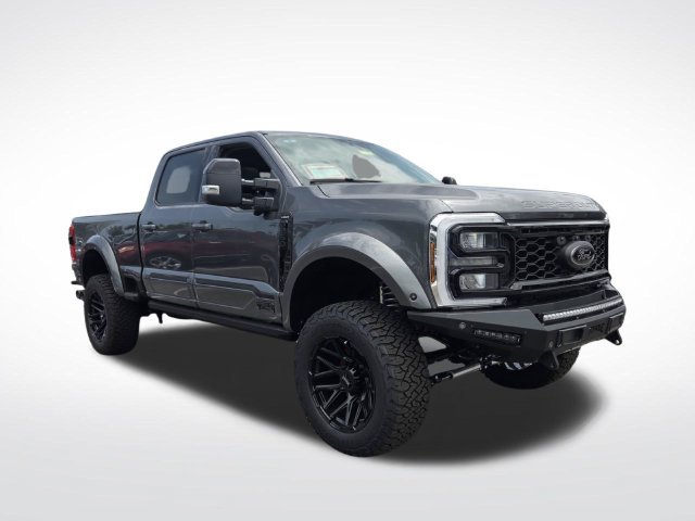 New 2026 Ford F250 Lariat w/ Black Appearance Package AWD/4WD image 1
