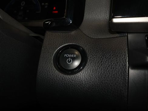 Used 2025 Toyota Camry LE image 15