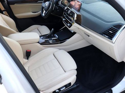 Used 2019 BMW X3 sDrive30i w/ Premium Package image 12