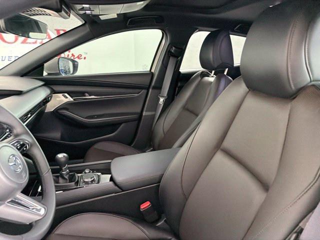 Used 2026 MAZDA MAZDA3 2.5 S Hatchback w/ Premium Pkg FWD image 17