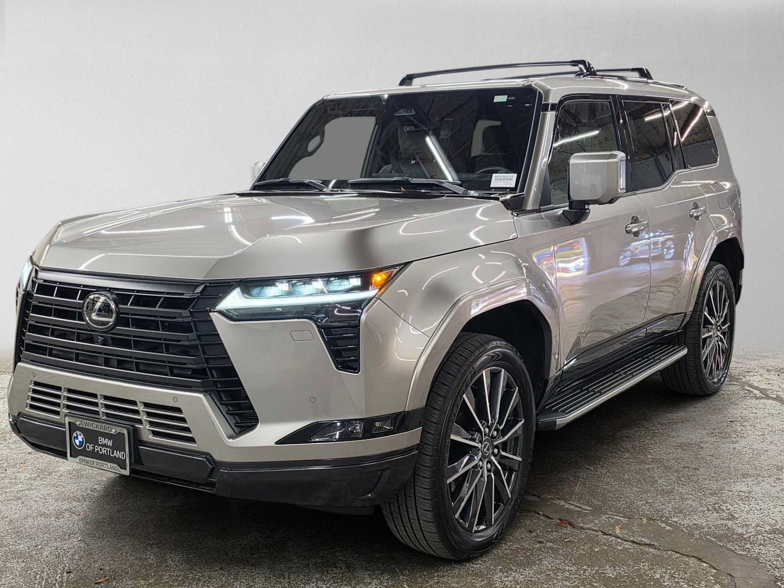 Used 2024 Lexus GX 550 w/ Cold Area Package AWD/4WD image 7