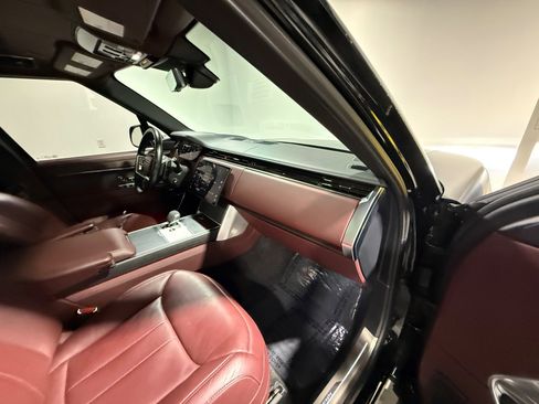 Used 2024 Land Rover Range Rover Long Wheelbase Autobiography image 54