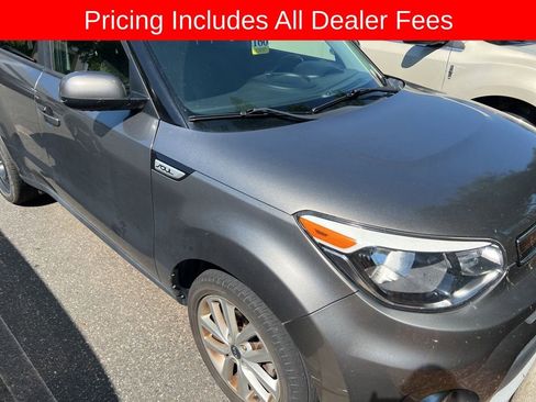 Used 2019 Kia Soul + FWD image 6