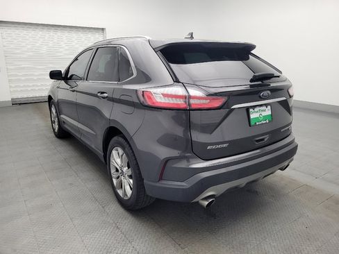 Used 2019 Ford Edge Titanium image 5