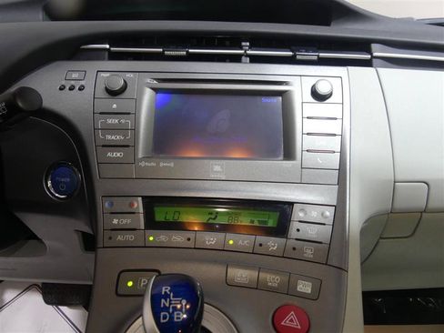 Used 2015 Toyota Prius Four FWD image 35