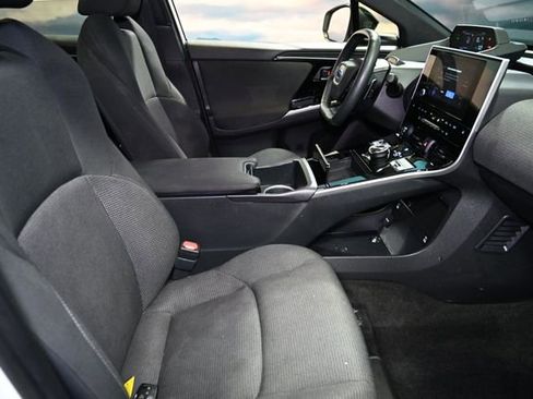 Used 2024 Subaru Solterra Premium image 41