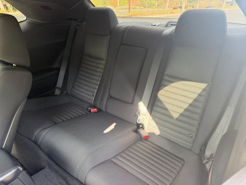 Used 2011 Dodge Challenger RWD image 13