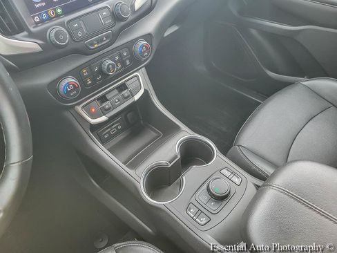 Certified 2023 GMC Terrain SLT w/ LPO, Floor Liner Package FWD image 19