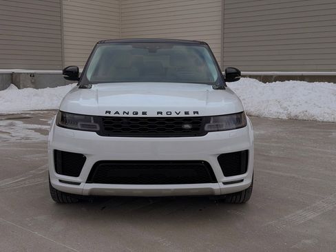 Used 2018 Land Rover Range Rover Sport HSE Dynamic image 8