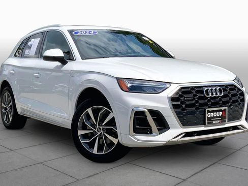 Used 2024 Audi Q5 2.0T Premium w/ Convenience Package AWD/4WD image 3