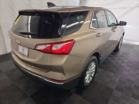 Used 2018 Chevrolet Equinox LT FWD image 6