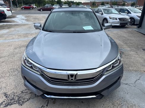 Used 2017 Honda Accord EX-L image 5