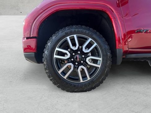 Used 2025 GMC Sierra 1500 AT4 w/ AT4 Premium Package AWD/4WD image 23