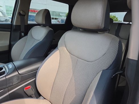 Used 2023 Hyundai Santa Fe SEL w/ Cargo Package FWD image 15