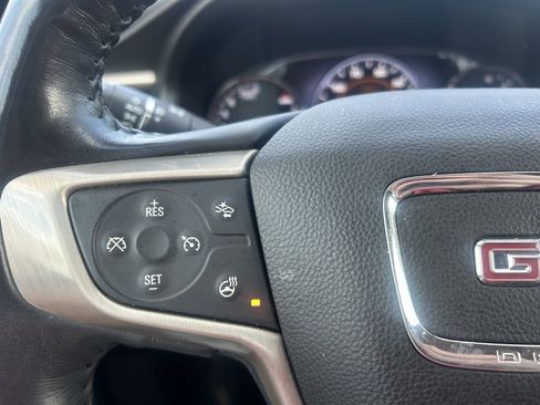 Used 2017 GMC Acadia Denali w/ Technology Package image 18